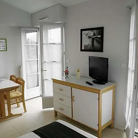 Ξενοδοχείο με διαμερίσματα Residences Guerlin 3*