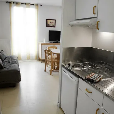 Residences Guerlin 公寓式酒店 3*